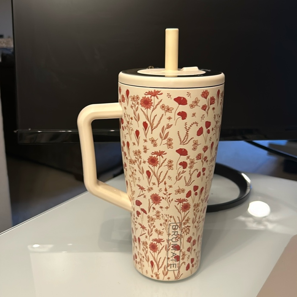 NWT Brumate SOLD OUT Limited Edition Poppy 30oz Era